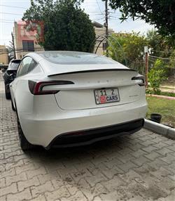 تسلا موديل 3